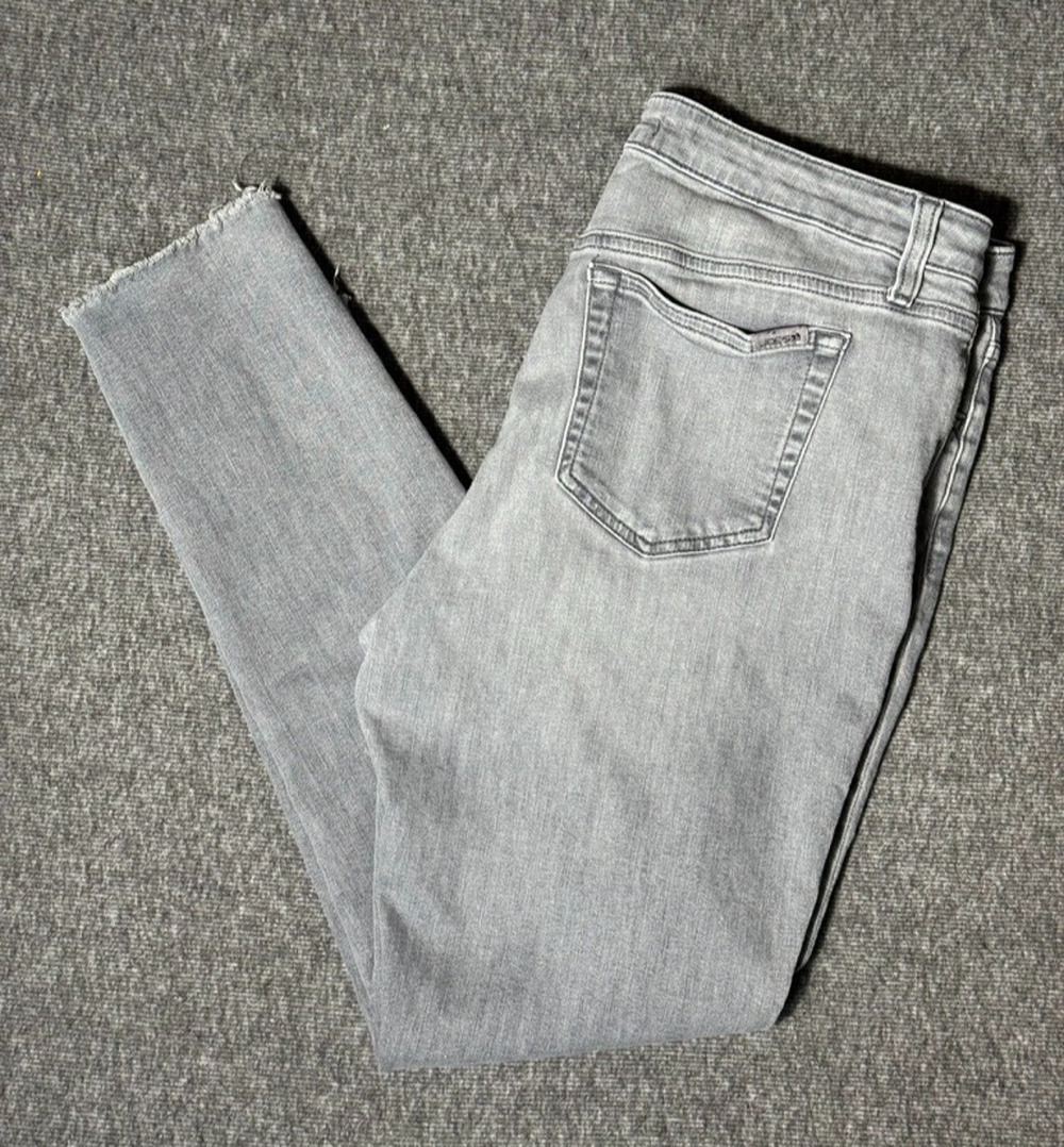Joe's Jeans High Rise Petunia Womens Gray Washed Size 33 Straight Cut Frayed